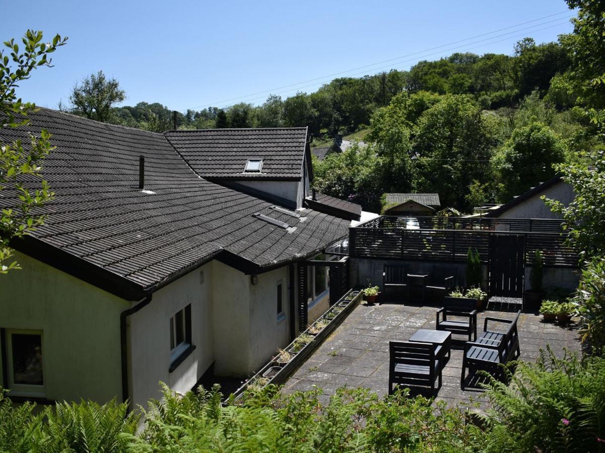 Red Kite Villa Llanwinio Exterior photo